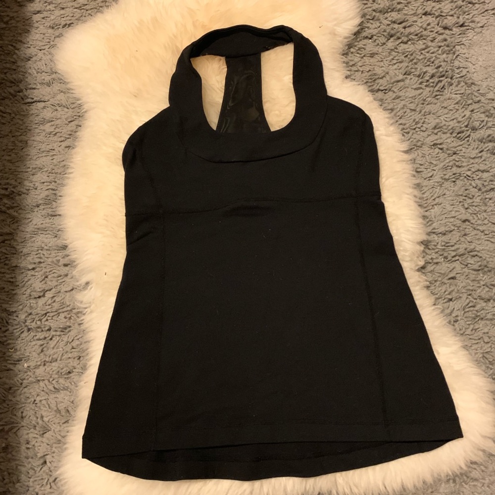 Lululemon tank top size 6